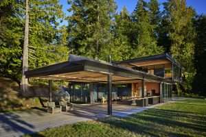 Pole Pass Residence with open kitchen
