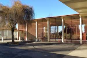 Cedar Park Elementary School exterior courtyard