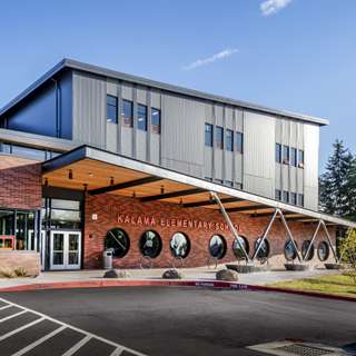 Kalama Elementary School exterior
